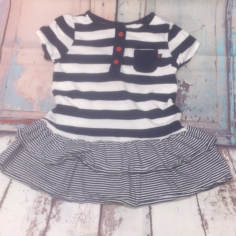 SALE👗👔 CARTERS Girls Stripped Ruffle Top